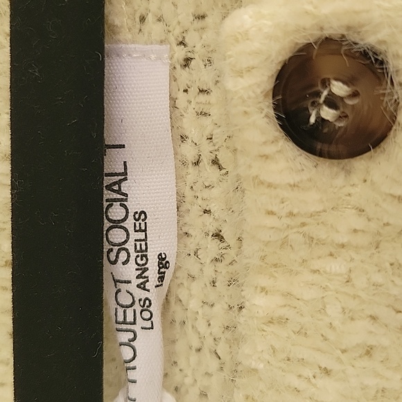 Project Social T Sweater Knit Cardigan Cropped Long Sleeve Button Down Oversized - Picture 4 of 6